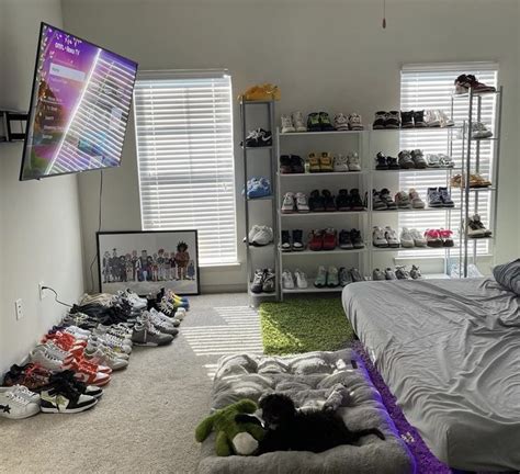 gucci bedroom design for hypebeast|best hypebeast room designs.